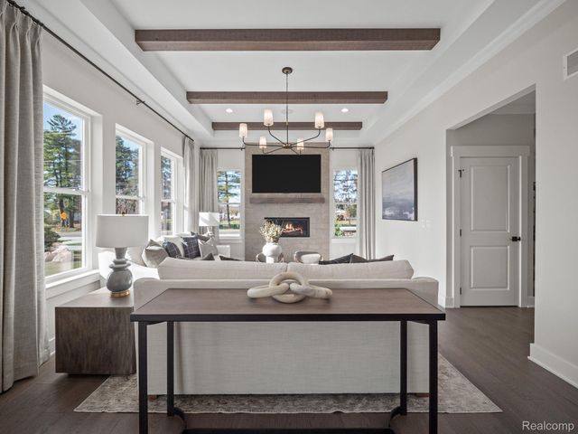 26721 Starters Way, South Lyon, MI 48178