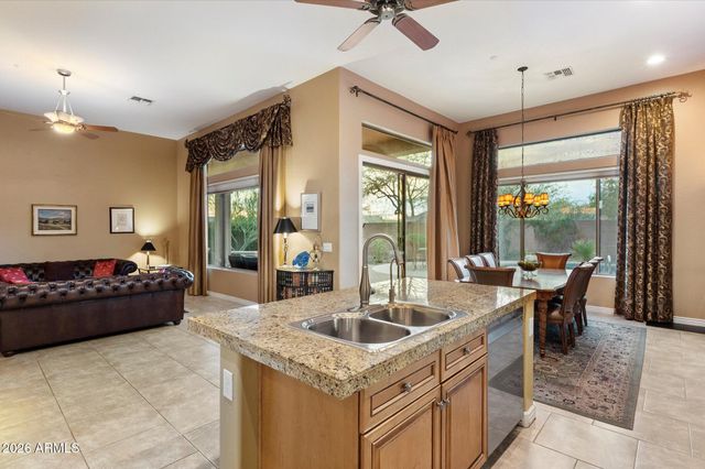 40814 N LONG LANDING Court, Phoenix, AZ 85086