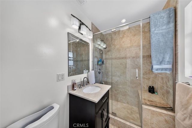 6415 Varna Avenue, Van Nuys, CA 91401