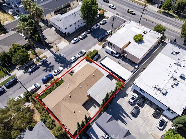 6415 Varna Avenue, Van Nuys, CA 91401