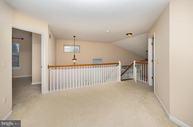 1151 DAY STAR DR, Harrisburg, PA 17111
