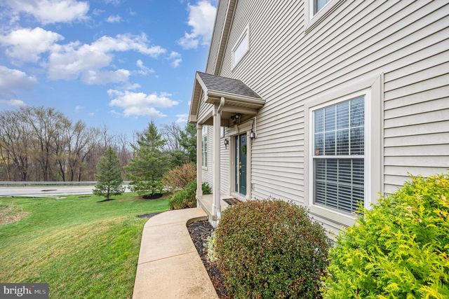 1151 DAY STAR DR, Harrisburg, PA 17111