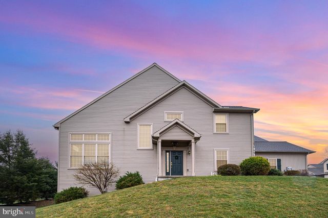 1151 DAY STAR DR, Harrisburg, PA 17111
