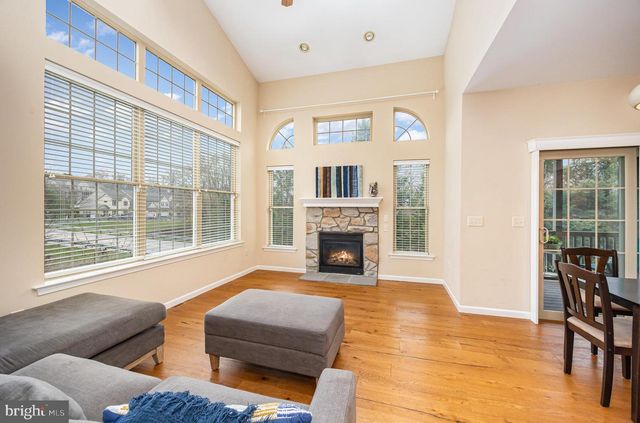 1151 DAY STAR DR, Harrisburg, PA 17111
