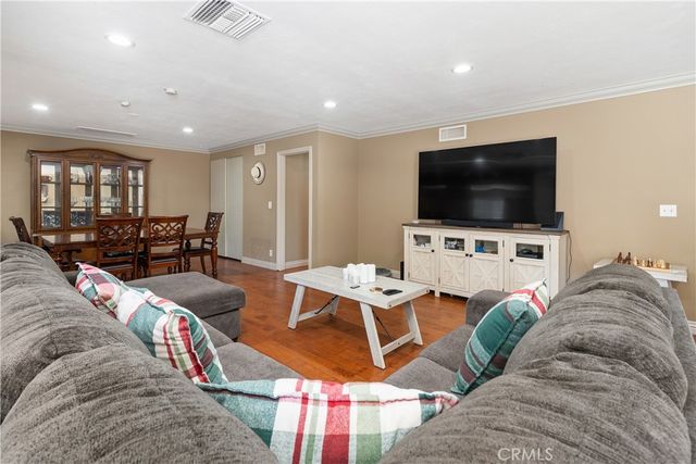 22640 Cohasset, West Hills, CA 91307