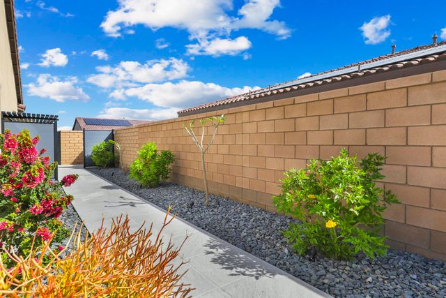 80383 Segovia View Way, La Quinta, CA 92253