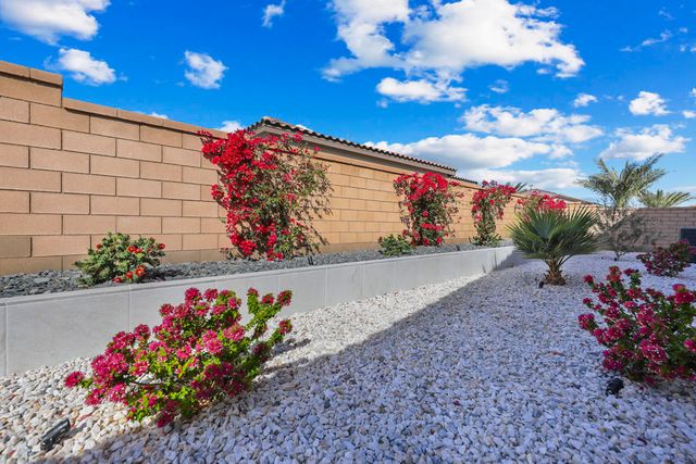 80383 Segovia View Way, La Quinta, CA 92253
