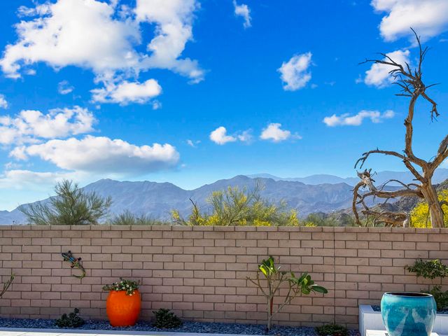 80383 Segovia View Way, La Quinta, CA 92253