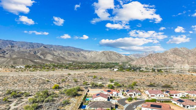 80383 Segovia View Way, La Quinta, CA 92253