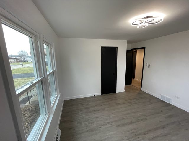 7545 Beloit Avenue, Bridgeview, IL 60455