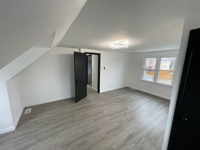 7545 Beloit Avenue, Bridgeview, IL 60455