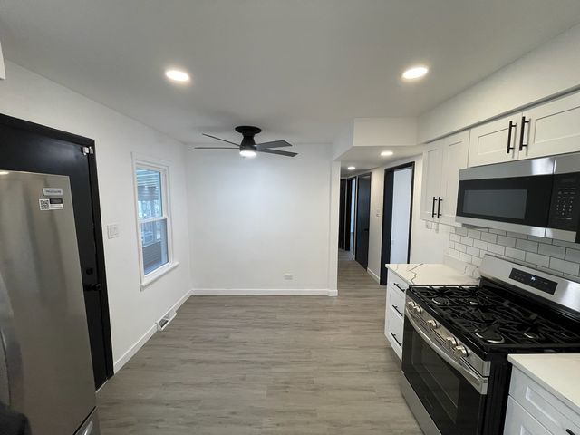 7545 Beloit Avenue, Bridgeview, IL 60455