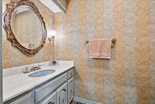 2956 E 69th Street, Tulsa, OK 74136