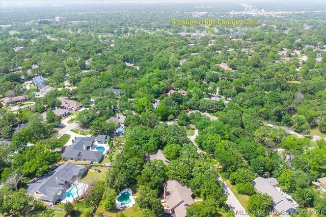 2956 E 69th Street, Tulsa, OK 74136