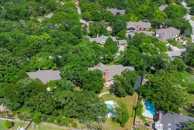 2956 E 69th Street, Tulsa, OK 74136