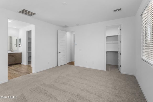 14812 W GRAY FOX Trail, Surprise, AZ 85387