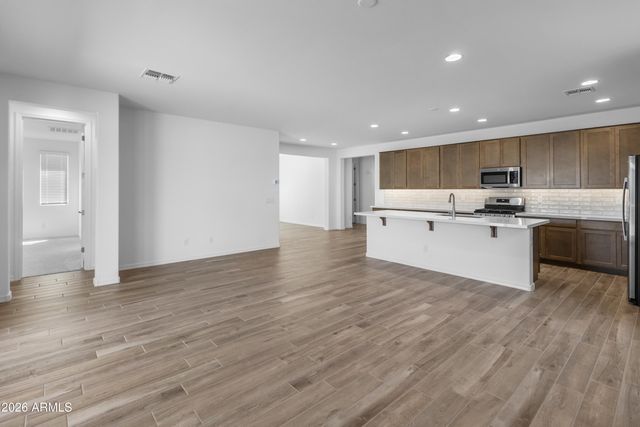 14812 W GRAY FOX Trail, Surprise, AZ 85387