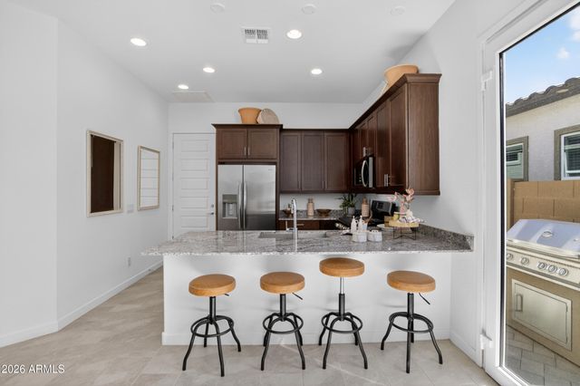 2975 E BARREL RACE Road, San Tan Valley, AZ 85140