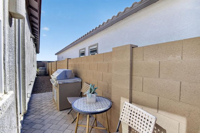 2975 E BARREL RACE Road, San Tan Valley, AZ 85140