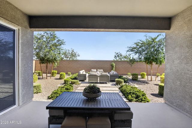 2975 E BARREL RACE Road, San Tan Valley, AZ 85140