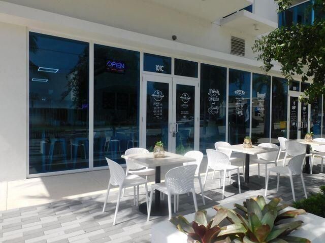 15 S Palmway, Lake Worth Beach, FL 33460