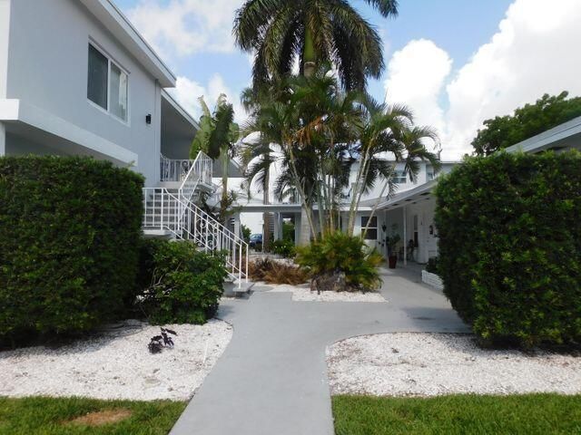 15 S Palmway, Lake Worth Beach, FL 33460