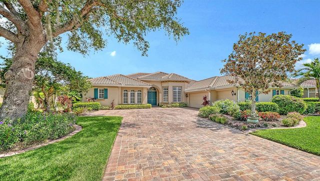 225 PESARO DRIVE, North Venice, FL 34275