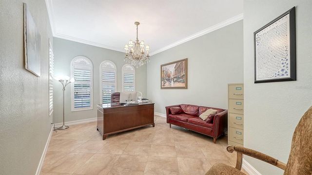 225 PESARO DRIVE, North Venice, FL 34275
