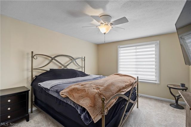 190 Deepwood Drive, Wadsworth, OH 44281