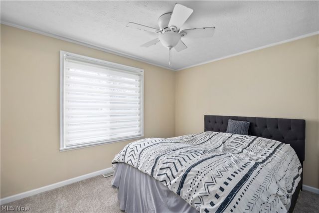 190 Deepwood Drive, Wadsworth, OH 44281