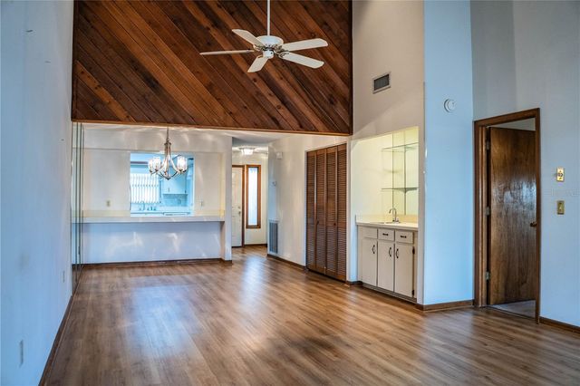 2025 SYLVESTER ROAD AA1, Lakeland, FL 33803