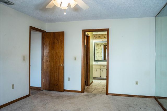 2025 SYLVESTER ROAD AA1, Lakeland, FL 33803