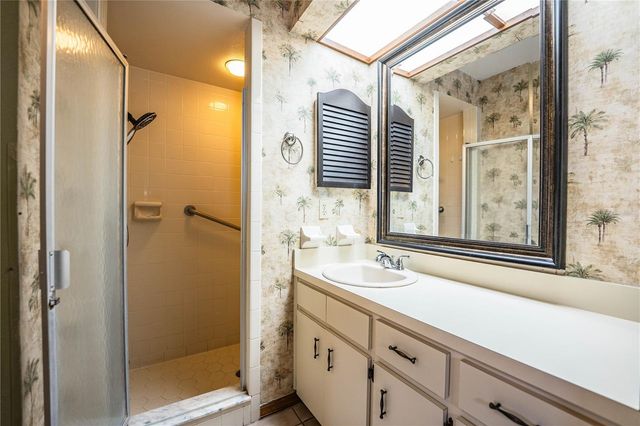 2025 SYLVESTER ROAD AA1, Lakeland, FL 33803