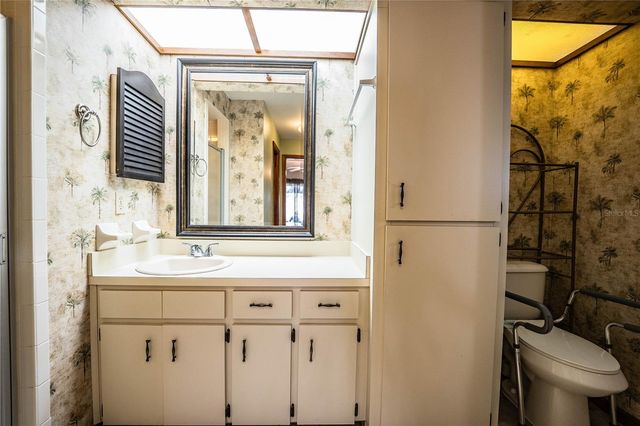 2025 SYLVESTER ROAD AA1, Lakeland, FL 33803