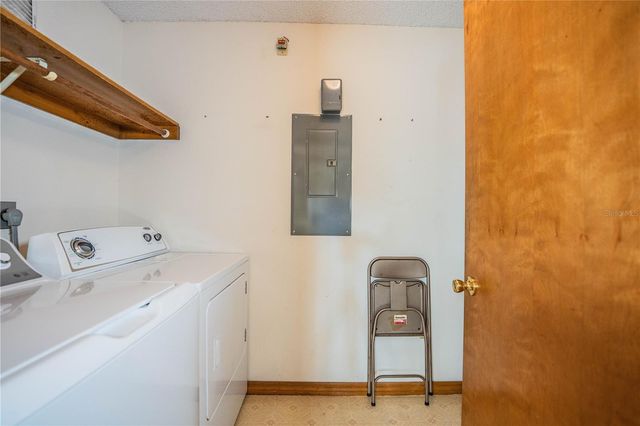 2025 SYLVESTER ROAD AA1, Lakeland, FL 33803