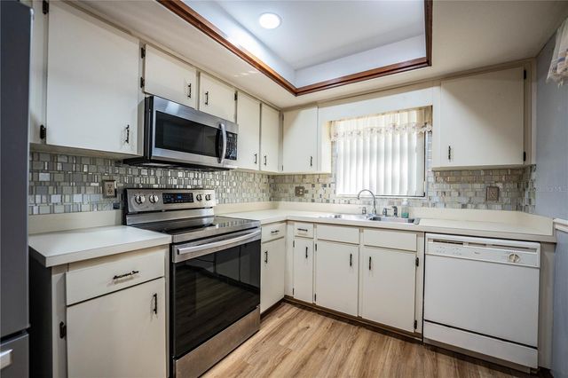 2025 SYLVESTER ROAD AA1, Lakeland, FL 33803