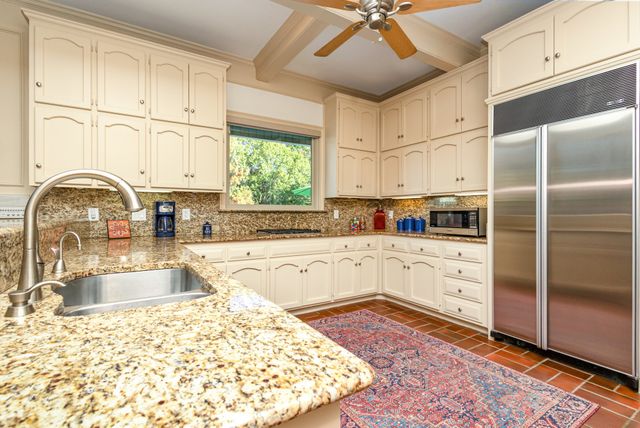 1103 Findlay Drive, Arlington, TX 76012