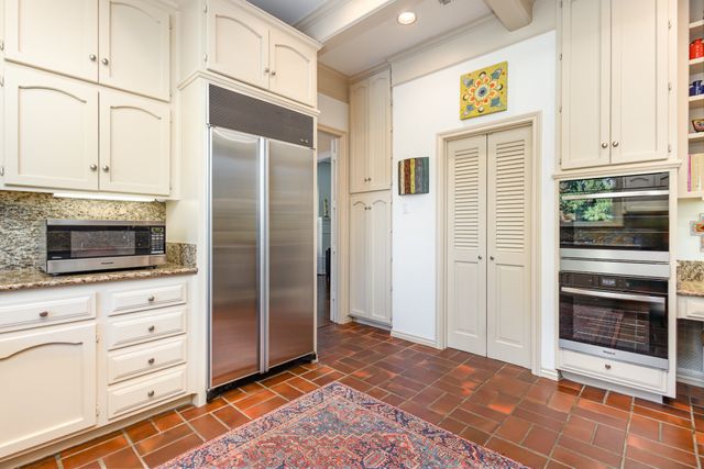 1103 Findlay Drive, Arlington, TX 76012