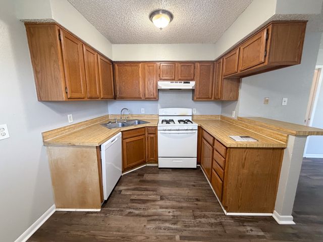 604 Walter Stephenson Road B, Midlothian, TX 76065