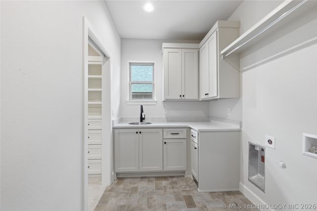 2838 E 141st Court S, Bixby, OK 74008