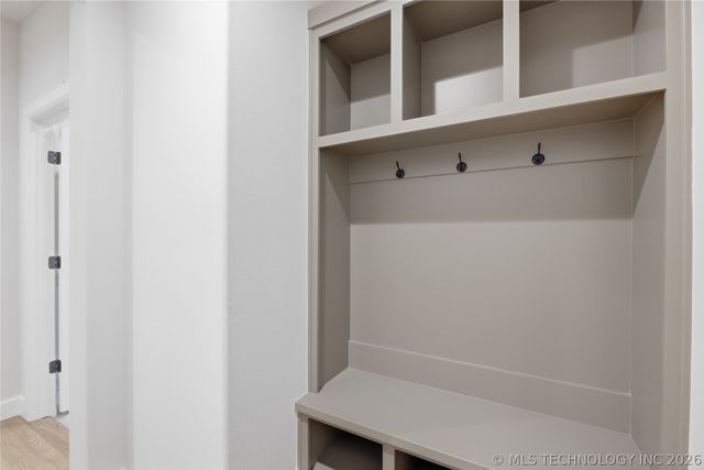 2838 E 141st Court S, Bixby, OK 74008