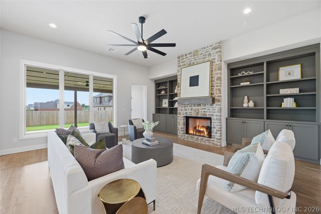 2838 E 141st Court S, Bixby, OK 74008