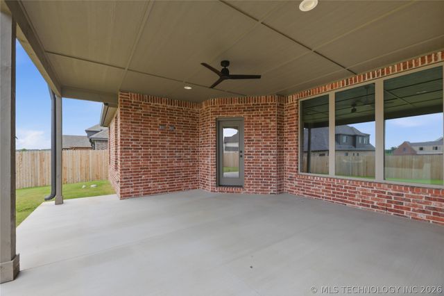 2838 E 141st Court S, Bixby, OK 74008