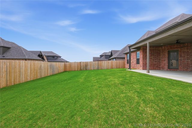 2838 E 141st Court S, Bixby, OK 74008