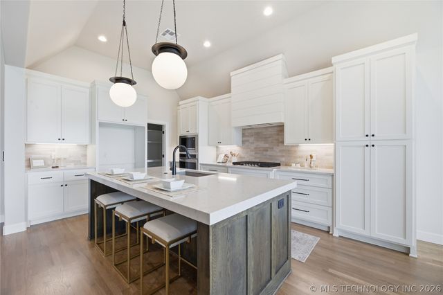 2838 E 141st Court S, Bixby, OK 74008