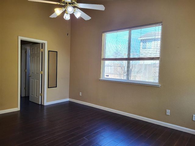 9381 Viridian St, Elk Grove, CA 95624