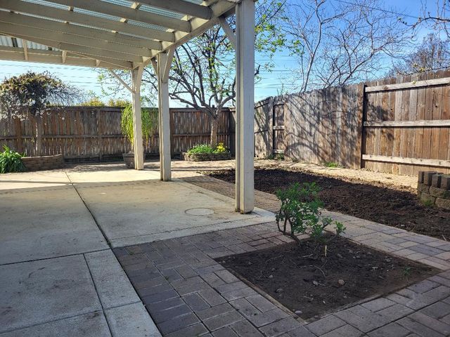 9381 Viridian St, Elk Grove, CA 95624