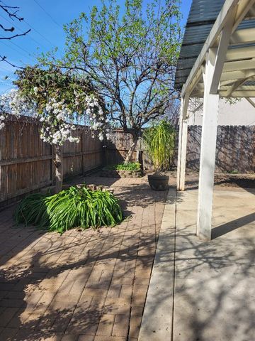 9381 Viridian St, Elk Grove, CA 95624