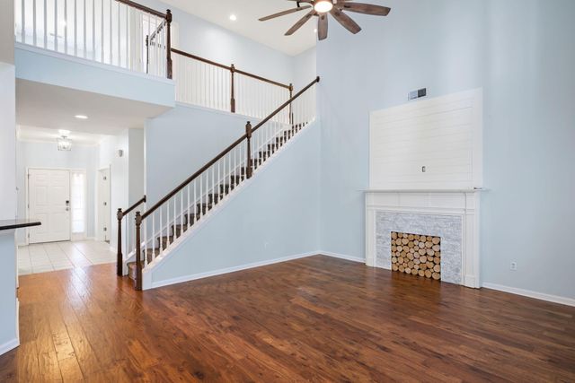 1520 Saint Stephens Way, Hanahan, SC 29410