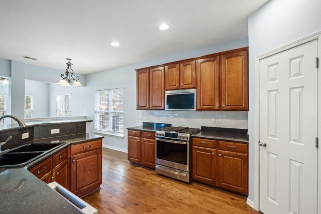 1520 Saint Stephens Way, Hanahan, SC 29410